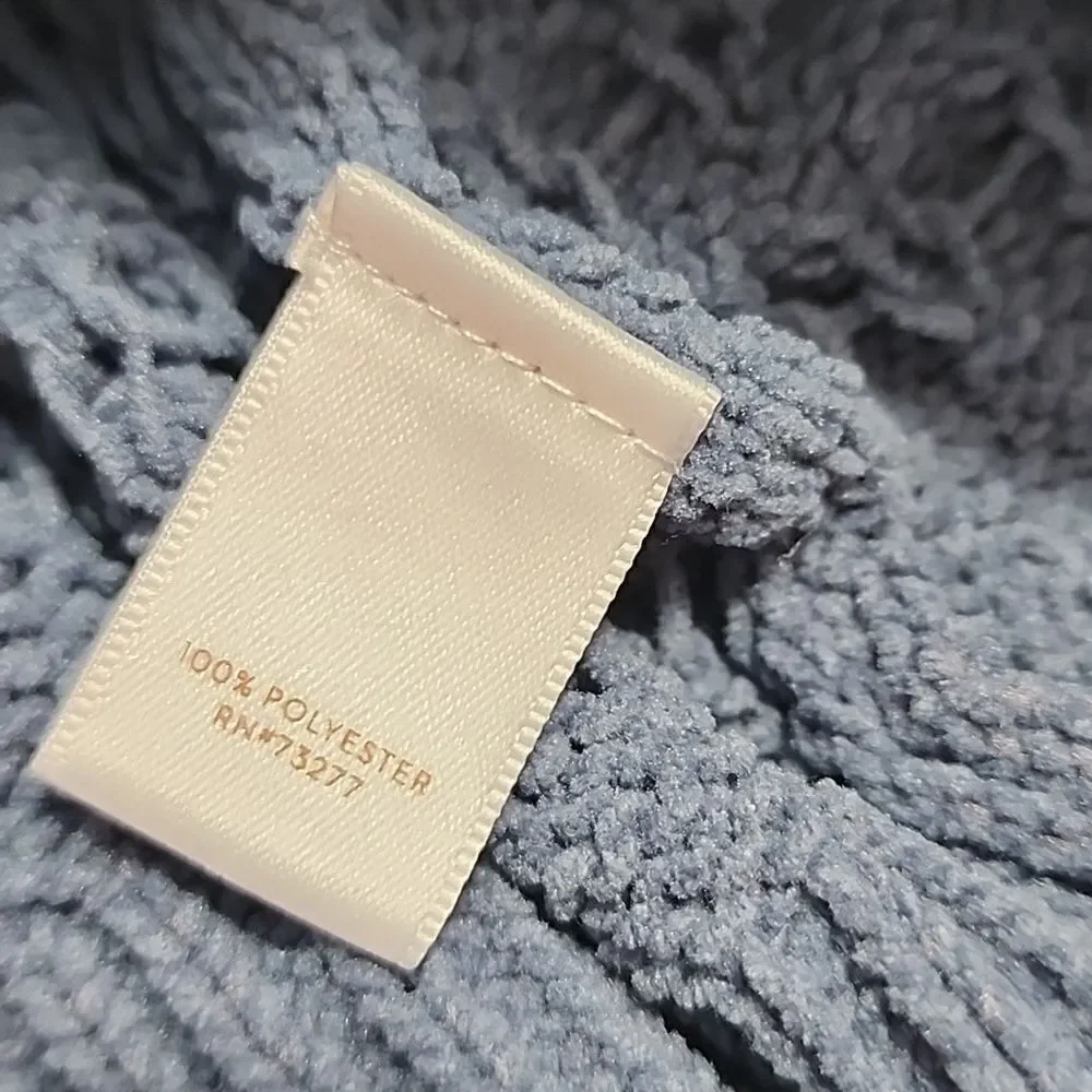 Lavender Blue Knit Cropped Wide Sleeved Sweater Size M